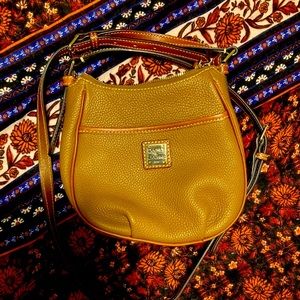 Dooney & Bourke Womens Margo Brown Leather Shoulder Strap Mini Crossbody Bag